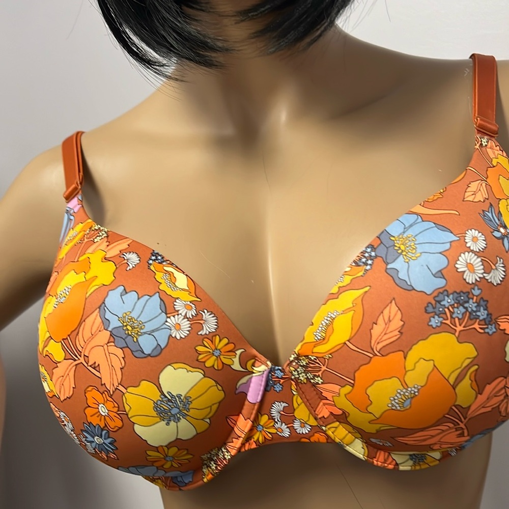 NWT Pink By Victoria Secret S36DD